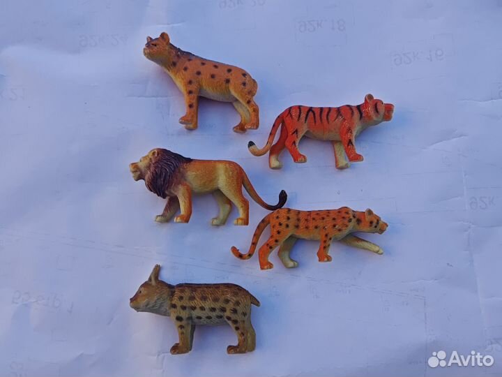 Набор фигурок животных 20 шт