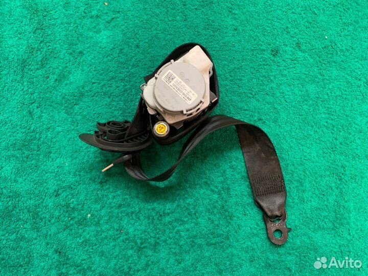 Ремень безопасности с пиропатроном задний правый