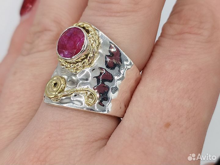 Кольцо с рубином