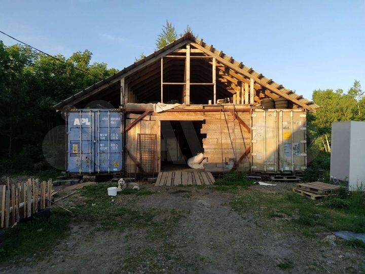 Дом 300 м² на участке 49 сот.