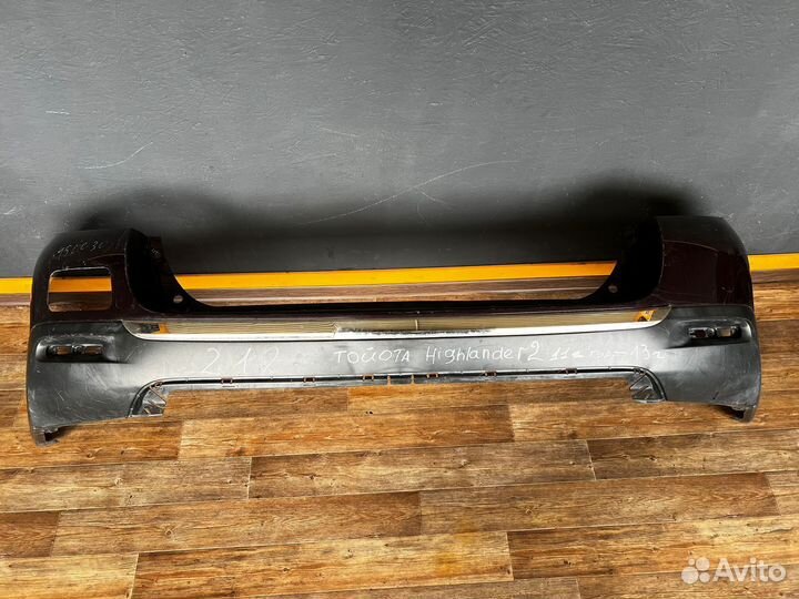 Задний бампер Toyota Highlander 2