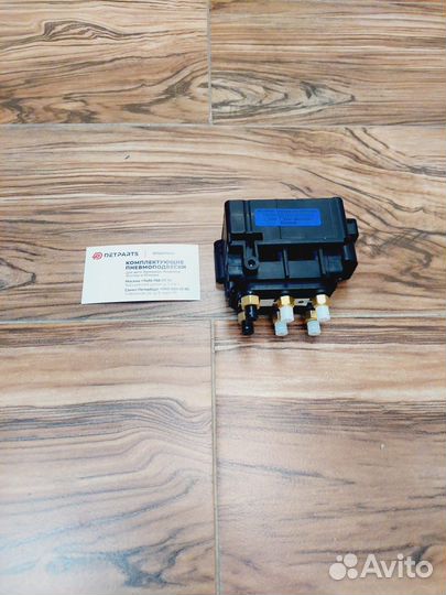 Ауди А6 блок клапанов пневмоподвески С7