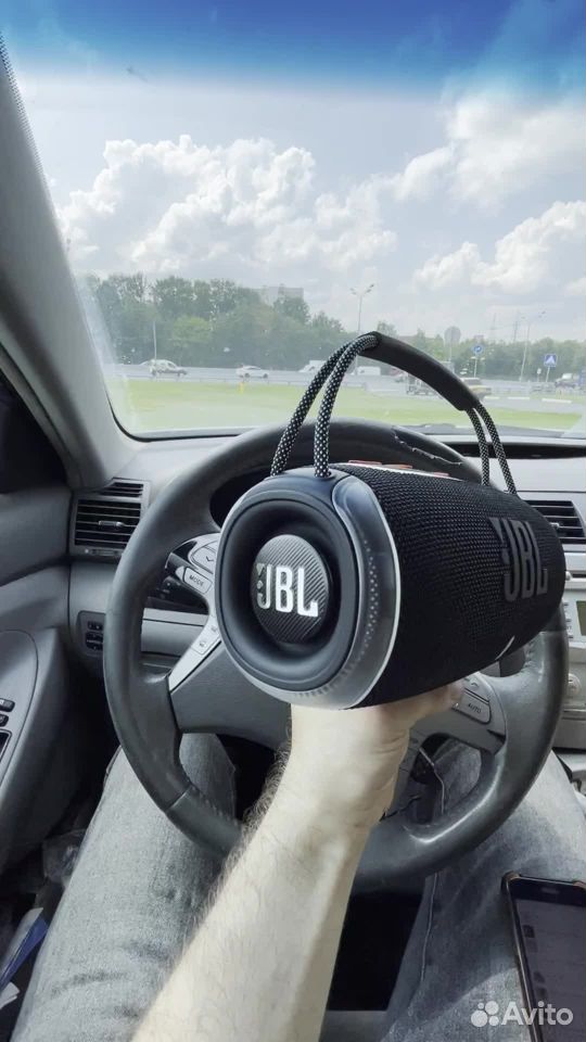 Колонка jbl boombox