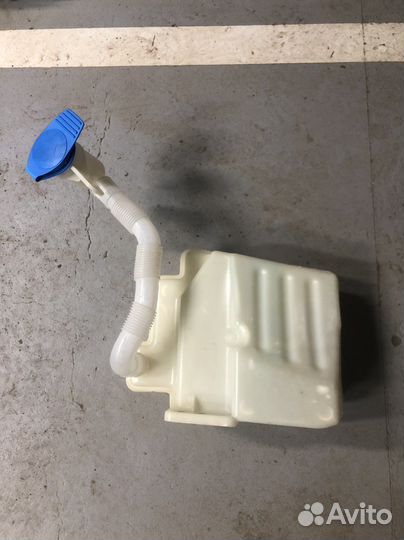 Бочек омывателя volkswagen caddy 3