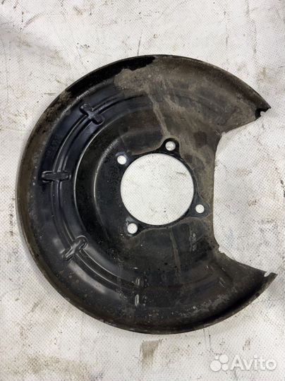 Кожух заднего тормозного диска Chevrolet Cruze