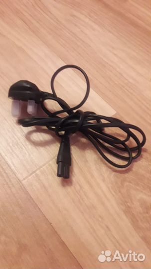 Кабель с 3-контактной вилкой и евроразъёмом С7