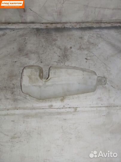 Бачок омывателя передний Renault Logan