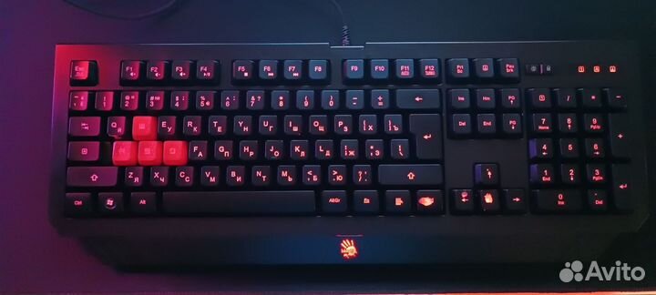 Игровая клавиатура с подсветкой bloody b120 turbo