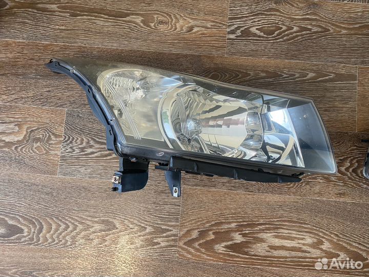 Фары передние Chevrolet Cruze Оригинал