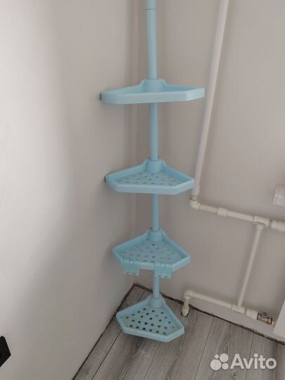 Угловая полка для ванной комнаты