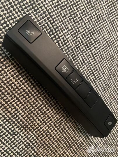 Блок управления подогревом сидений Mercedes E w212