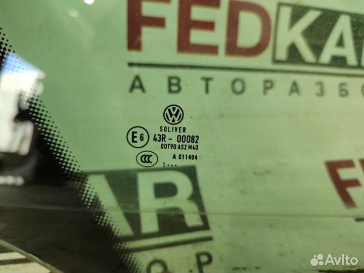 Форточка двери задняя правая Volkswagen Passat B7