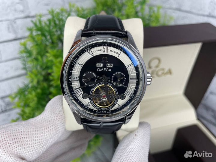 Мужские наручные часы Omega