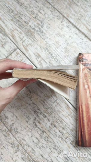 Книга пошив штор дизайн. Книга анекдоты