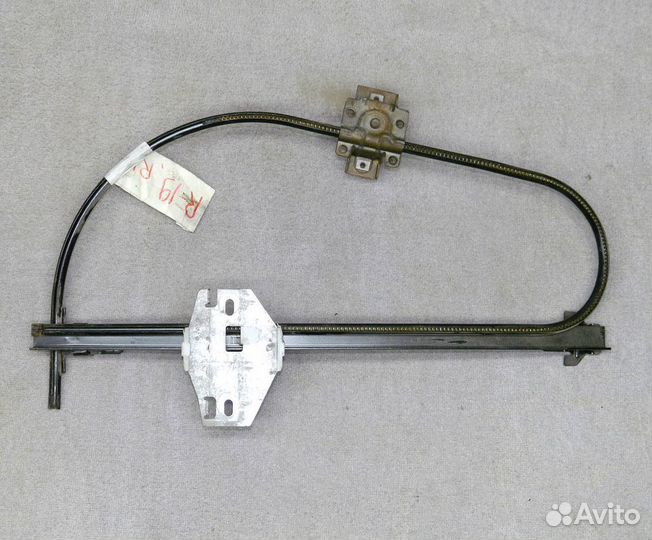 Стеклоподъемник задний левый Renault 19 98г