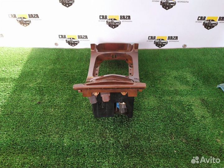 Консоль салона (кулисная часть) Peugeot 607