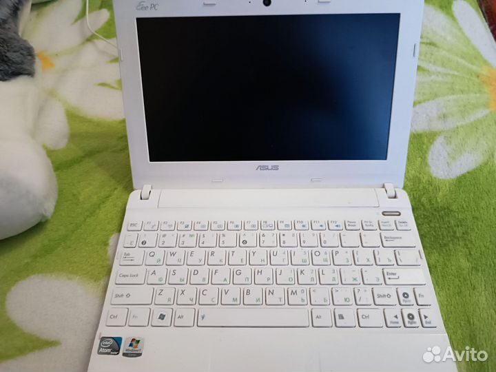 Нетбук asus