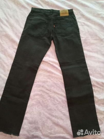 Джинсы Levis, серые