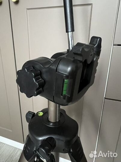 Штатив для фотоаппарата профессиональный