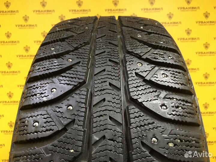 Bridgestone Ice Cruiser 7000 205/50 R17 89T