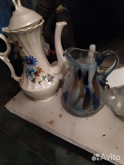Кувшин и кофейник