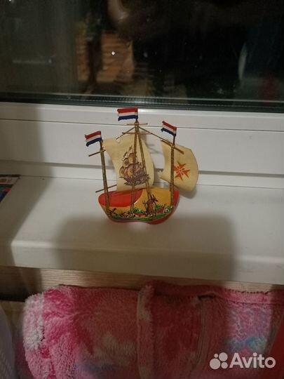 Прикормочный кораблик