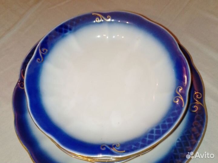 6 тарелочек и блюдо СССР