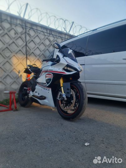 Мотоцикл Ducati Panigale 1199s