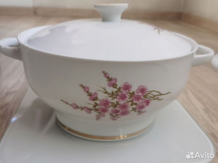 Супница фарфоровая (Хайта)