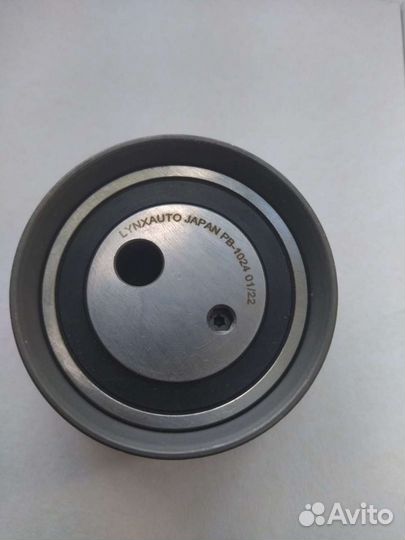 Ролик натяжителя ремня грм