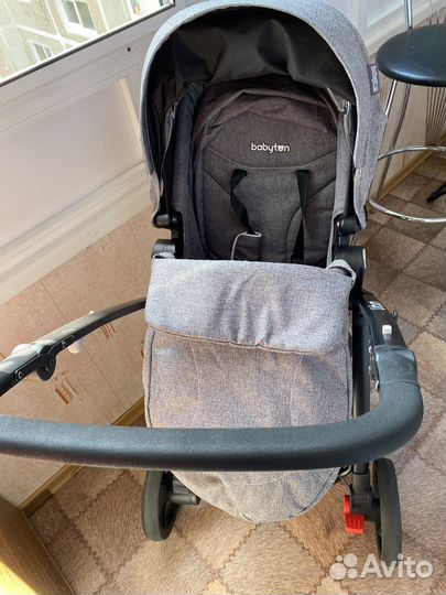 Коляска прогулочная