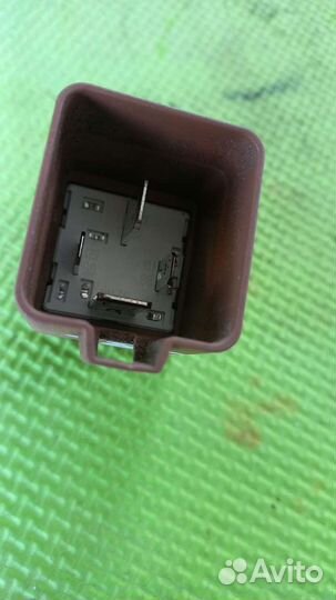 Реле насоса Пежо 308