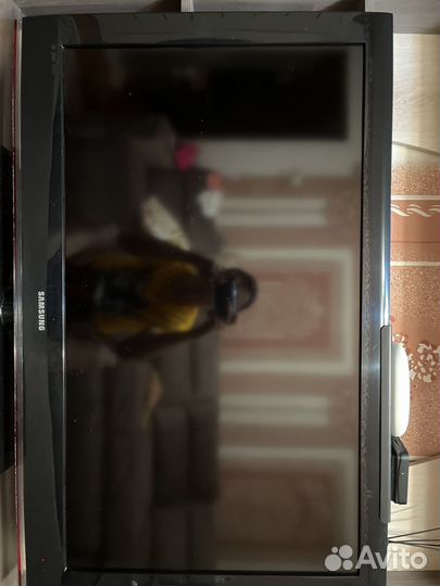 Телевизор samsung