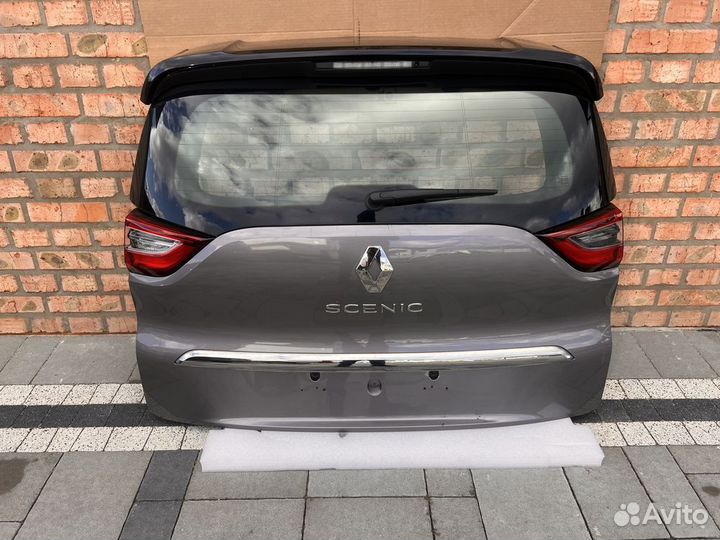 Крышка багажника на Renault Grand scenic 4