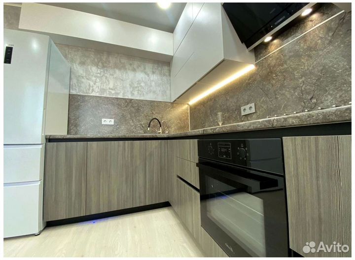 Кухня на заказ до потолка