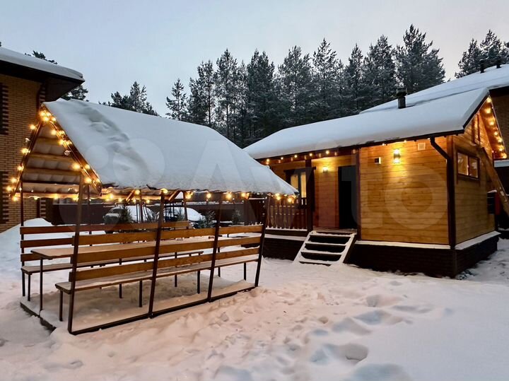 Дом 220 м² на участке 12 сот.