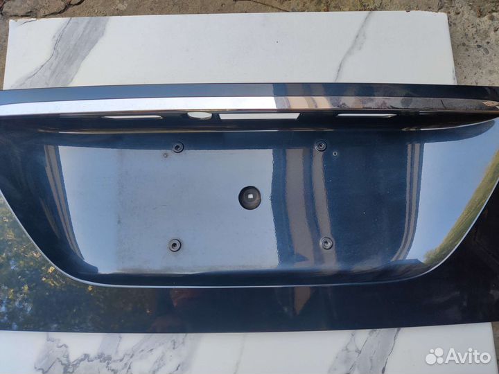 Накладка крышки багажника Mercedes E-класс W211