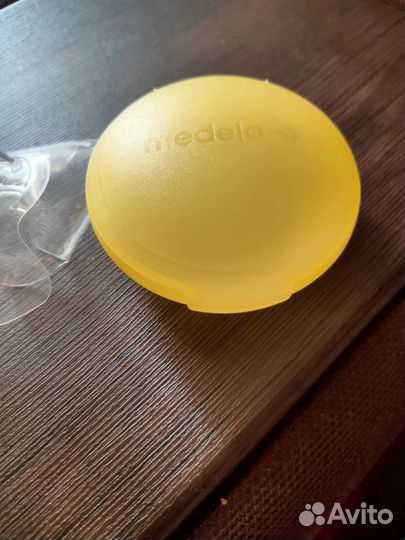 Накладки на грудь medela