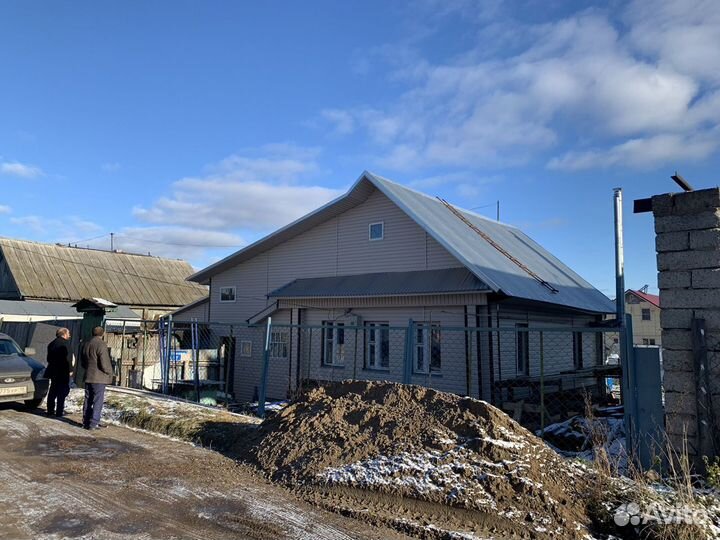 Бригада строителей