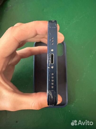 iPhone 12, 64 ГБ