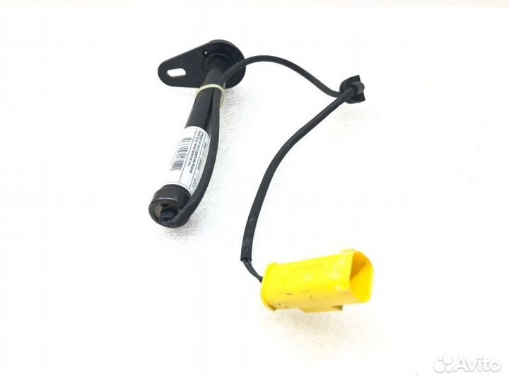 Пиропатрон капота Mercedes-Benz Glc-Class X253