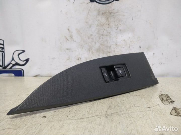 Клавиша стеклоподъемника передняя правая Ssangyong