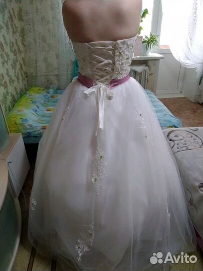 Свадебное платье