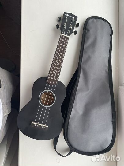 Укулеле сопрано Veston