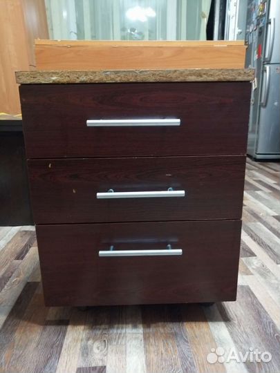 Тумбочка офисная бу