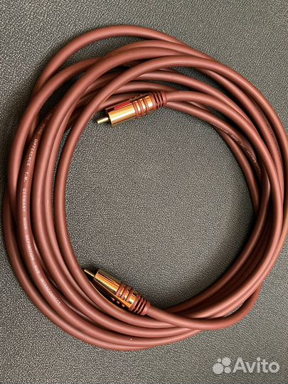 Кабель для сабвуфера. oehlbach. 5 метров RCA-RCA