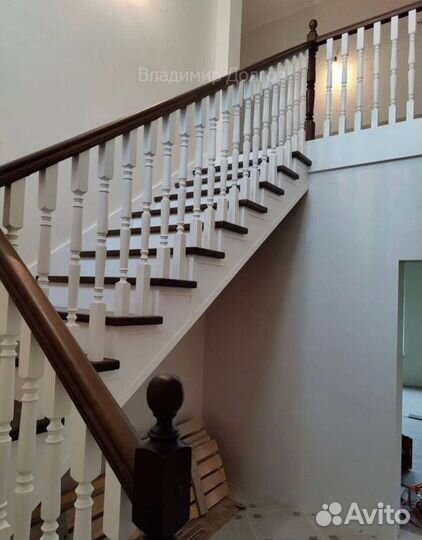 Деревянные ступени для лестницы