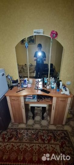 Триляж с тумбочкой