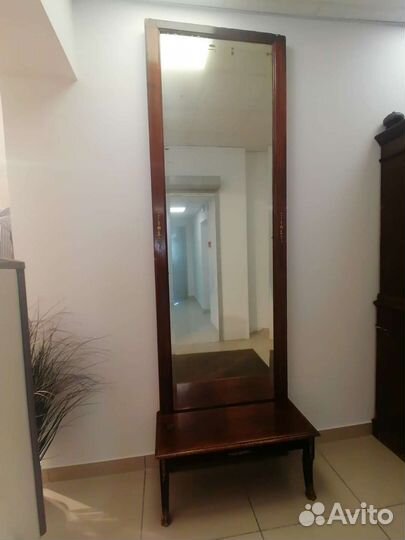 Антикварный буфет