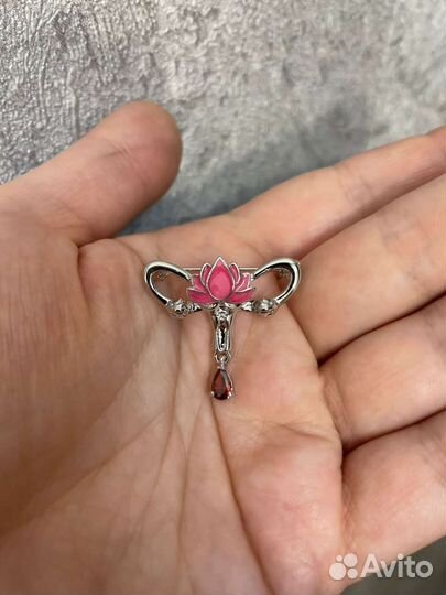 Броши для гинеколога/акушера